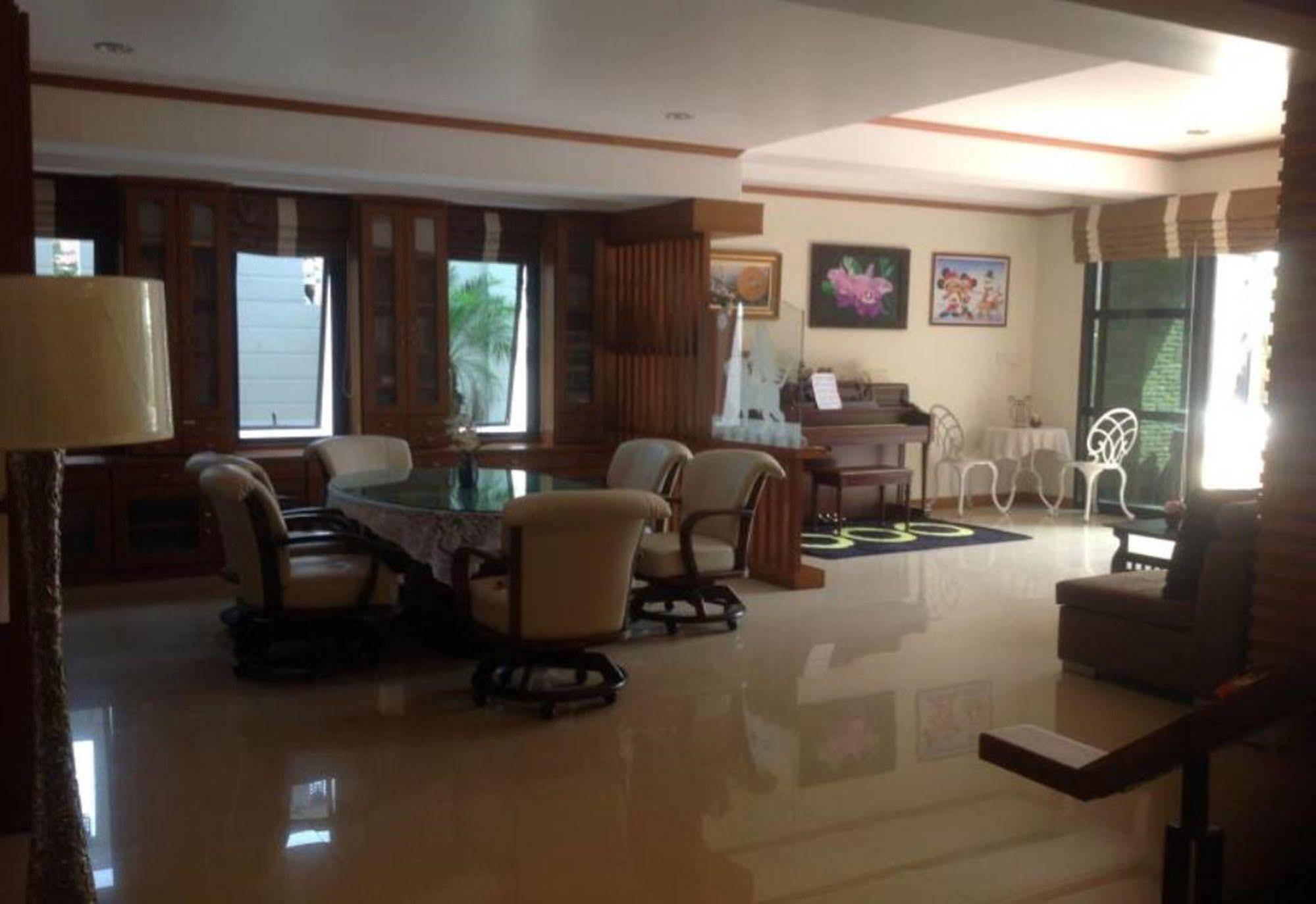 Ruankeaw Homestay Nai Harn Exterior foto